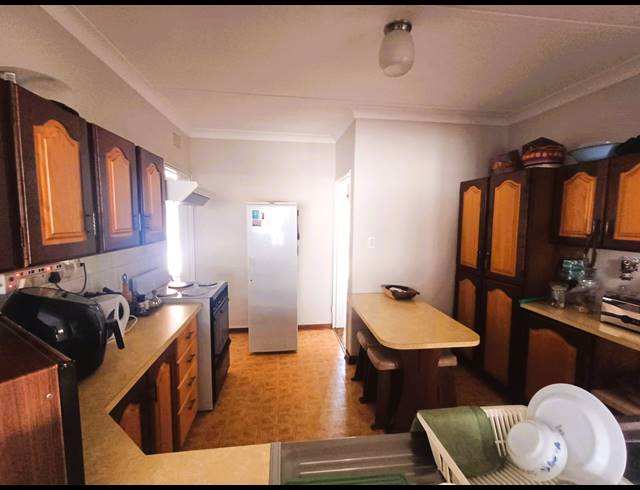 3 BEDROOM HOUSE SOLD IN THREE RIVERS